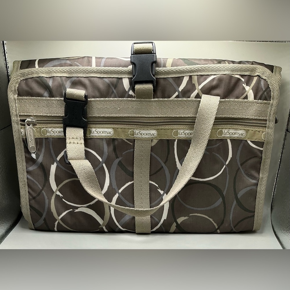 A Rare Sweet Vintage Nylon Circle Print Lesportsac Hanging Travel Organizer